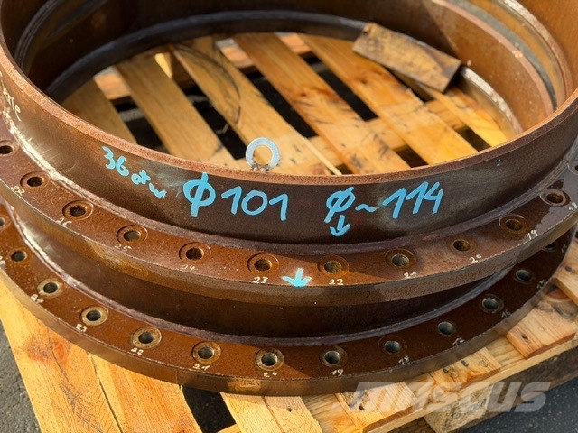 Fuchs Slew Ring Fuchs MHL340 C FRAME Podvozky a zavesenie kolies
