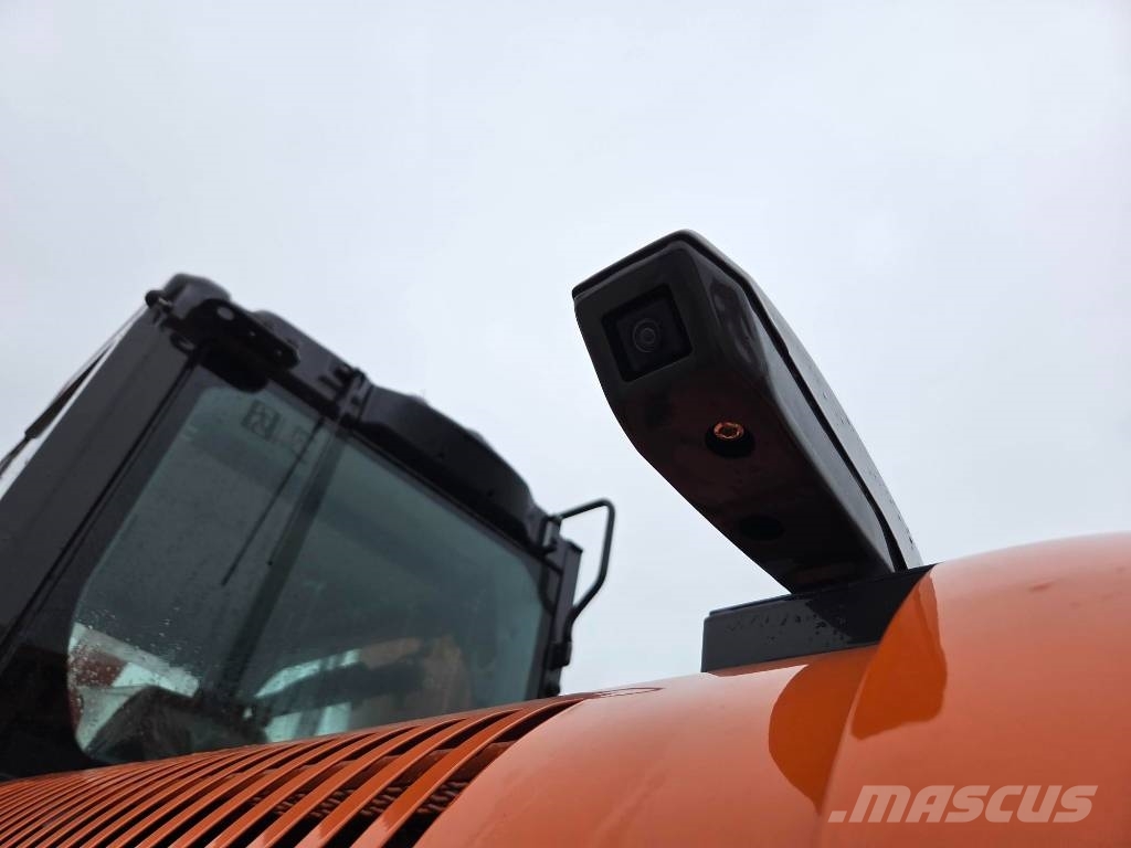 Hitachi LANDCROSS ZX130-7, 2025, rotation+breaker lines Raupenbagger