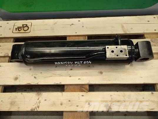 Manitou MLT 634 actuator levelling spoon Výložníky a lyžice