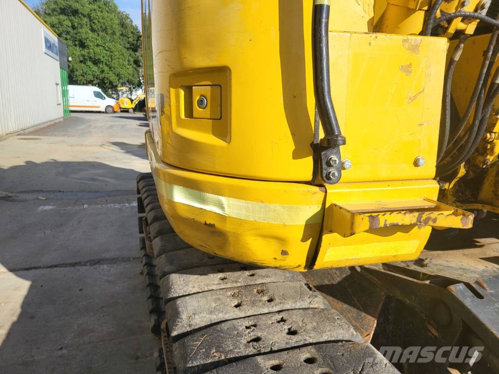 Komatsu PC138US-11 Гусеничные экскаваторы
