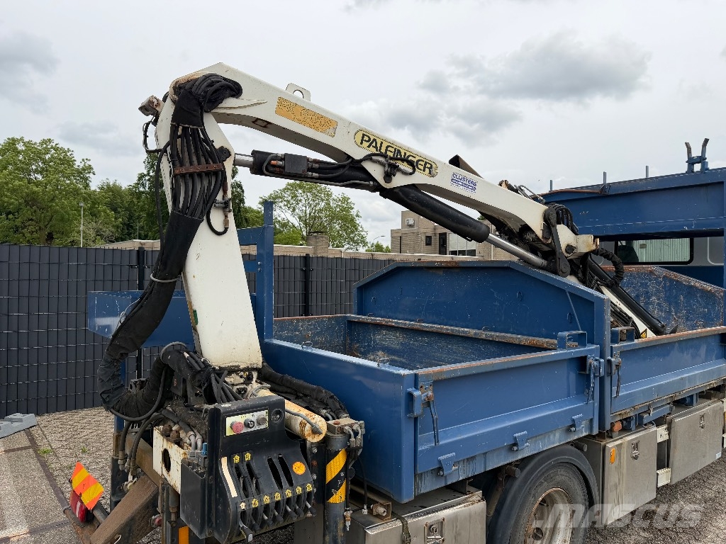 Renault Midlum 220 DCI Camiones bañeras basculantes o volquetes