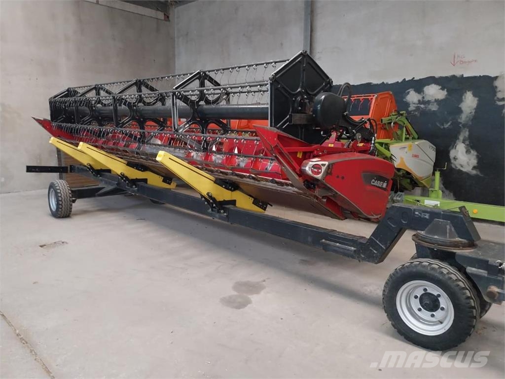 Case IH AF 8120 حصادات