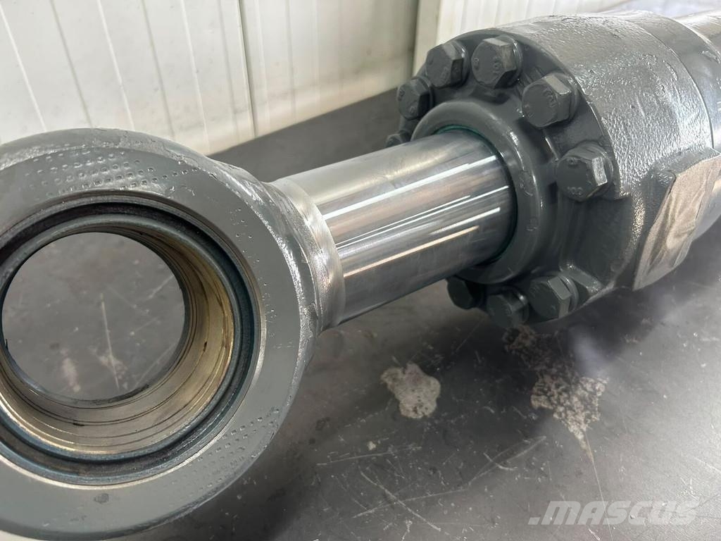 Liebherr A934\LH40 Boom cylinder Hidraulika