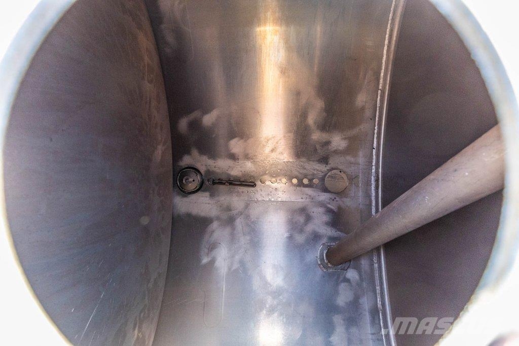 Volvo FM 500 +MAGYAR 13.500 L /3COMP Camiones cisterna