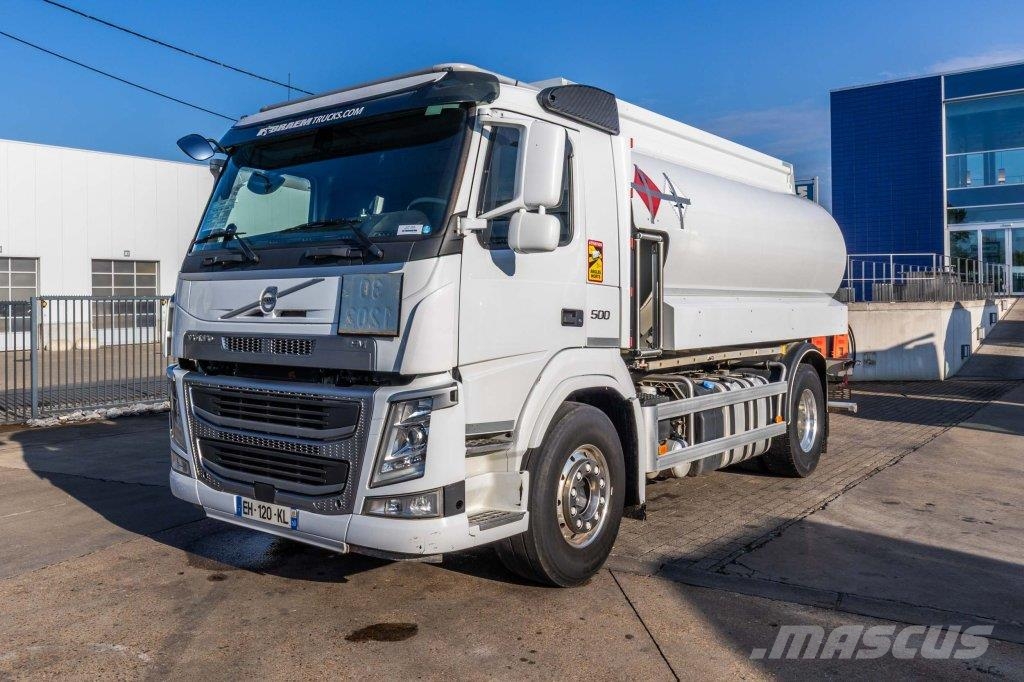 Volvo FM 500 +MAGYAR 13.500 L /3COMP Camiones cisterna