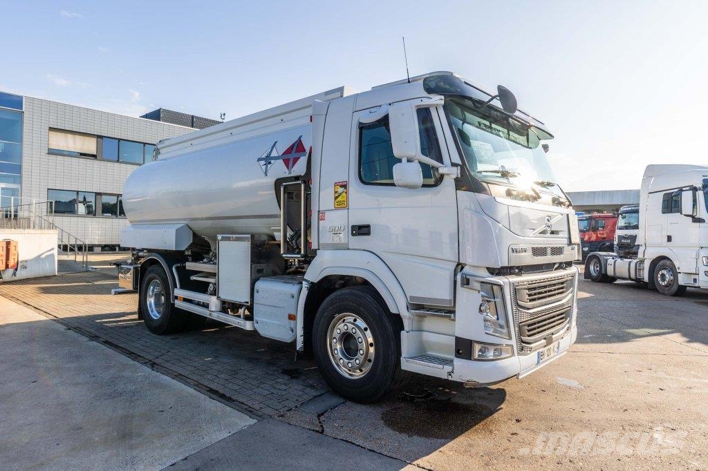 Volvo FM 500 +MAGYAR 13.500 L /3COMP Camiones cisterna