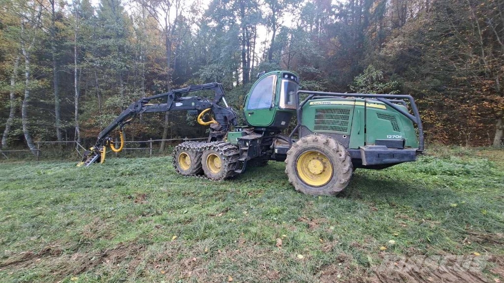 John Deere 1270 E 收穫機