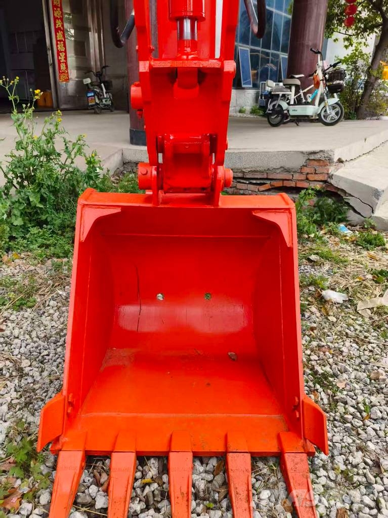 Doosan DX 60-9 C ミニ油圧ショベル 7t以下（ミニユンボ・ミニディガー）