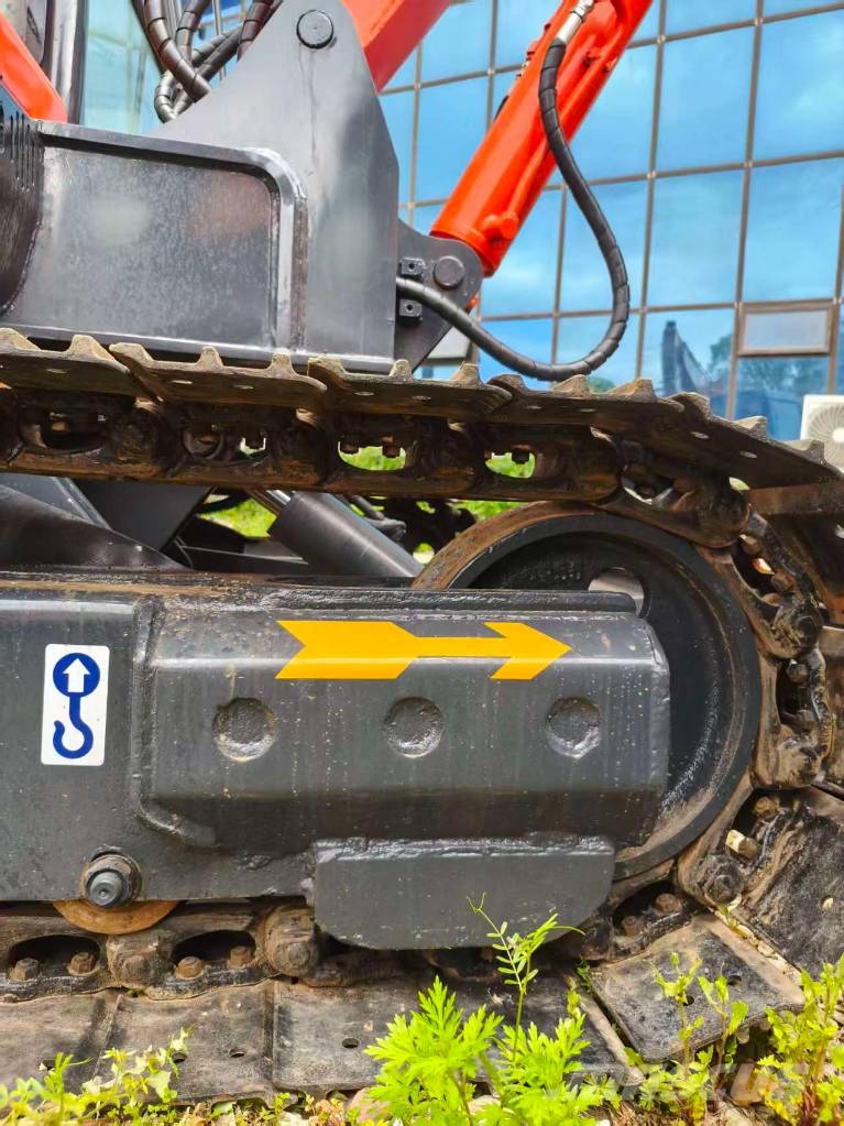 Doosan DX 60-9 C ミニ油圧ショベル 7t以下（ミニユンボ・ミニディガー）