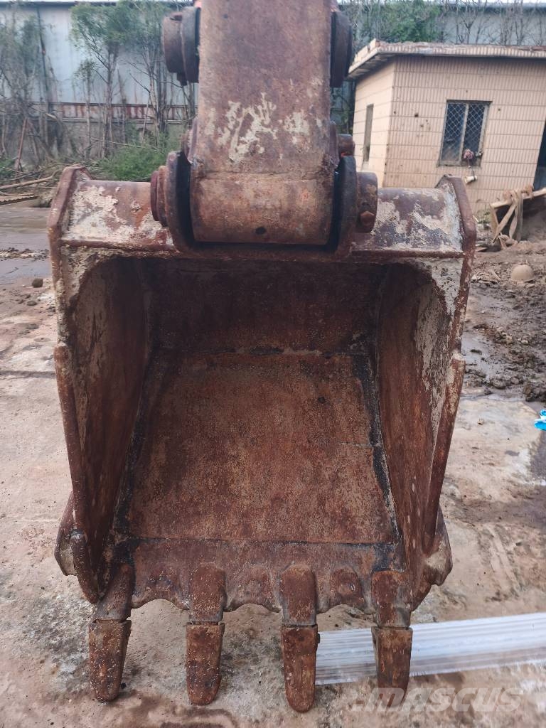 Hitachi ZX 120 Bagri goseničarji