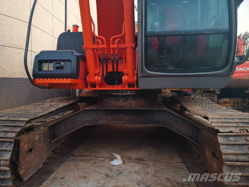 Hitachi ZX 120 Bagri goseničarji