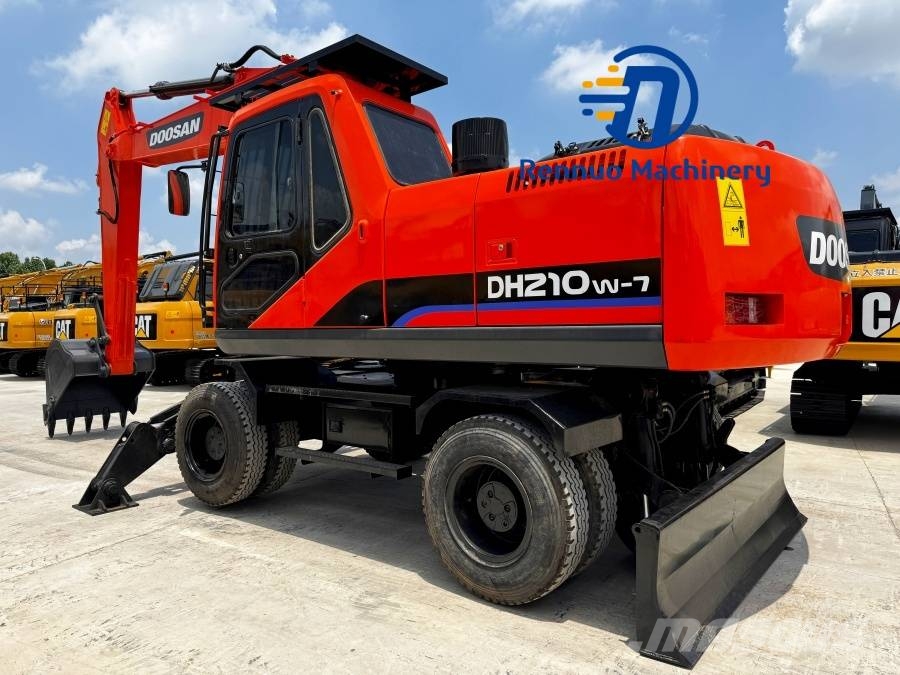 Doosan 210 LC-7 Bagri na kolesih