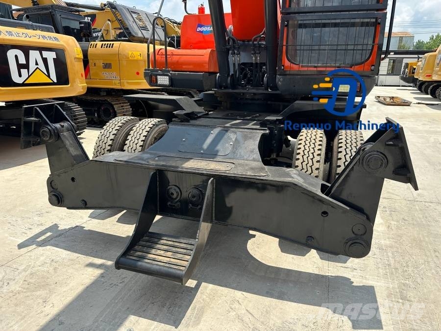 Doosan 210 LC-7 Bagri na kolesih
