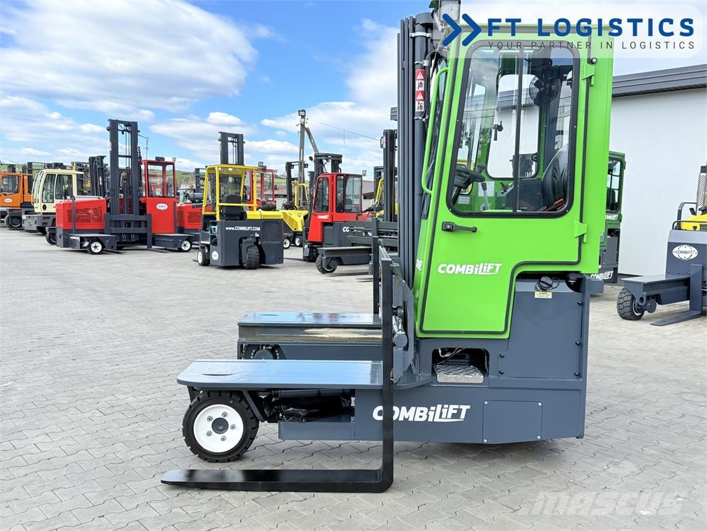 Combilift C3000 | DIESEL | TRIPLEX 5952 | WIDE FORK POSITION Tolóoszlopos négyutas targonca