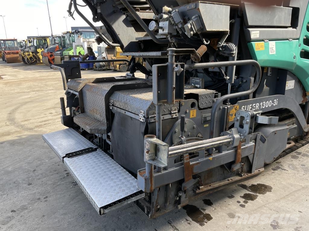 Vögele SUPER 1300-3I Машини за асфалт