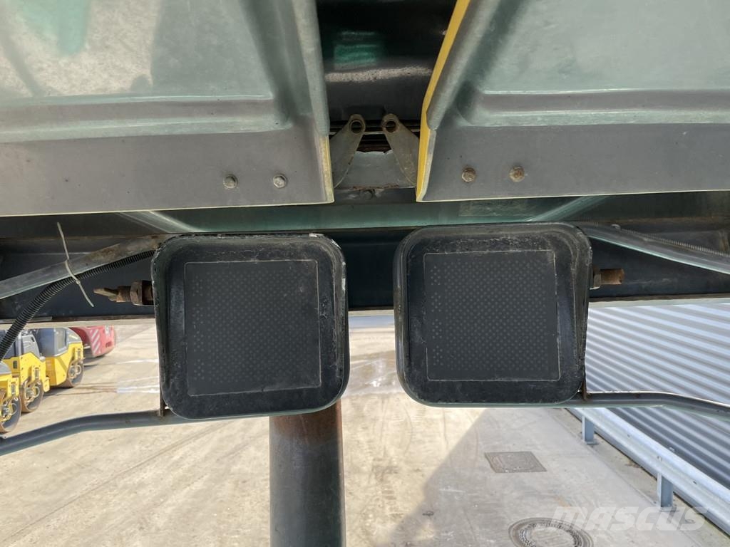 Vögele SUPER 1300-3I Машини за асфалт