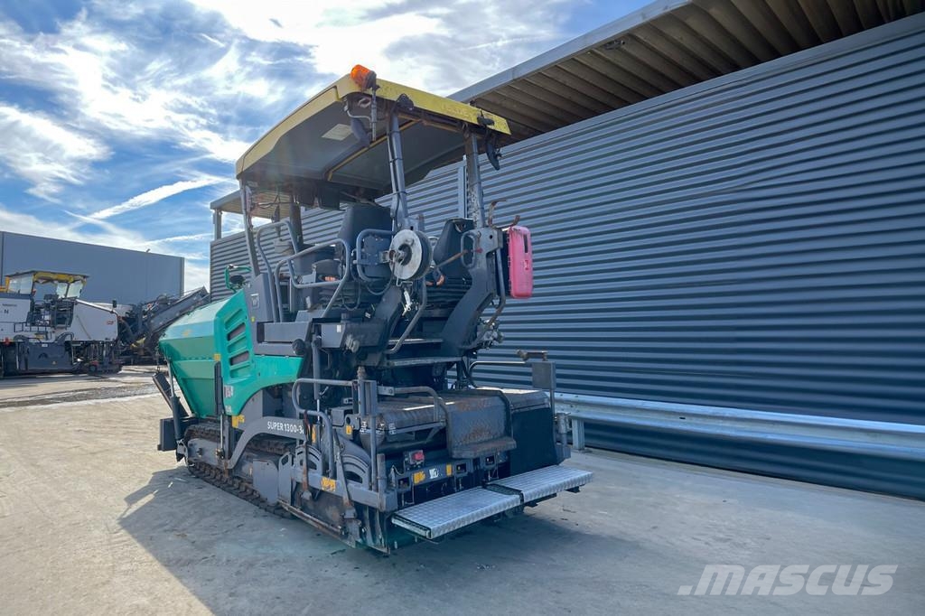 Vögele SUPER 1300-3I Машини за асфалт
