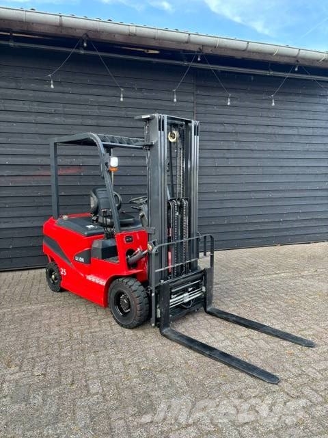 Forklift CPD 25 - lithium accu - 2500kg - Full option 电动叉车
