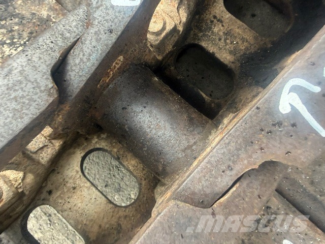 O&K RH 12/RH12.5 USED TRACKS AND DRIVE WHEELS Gusenice za građevinarstvo