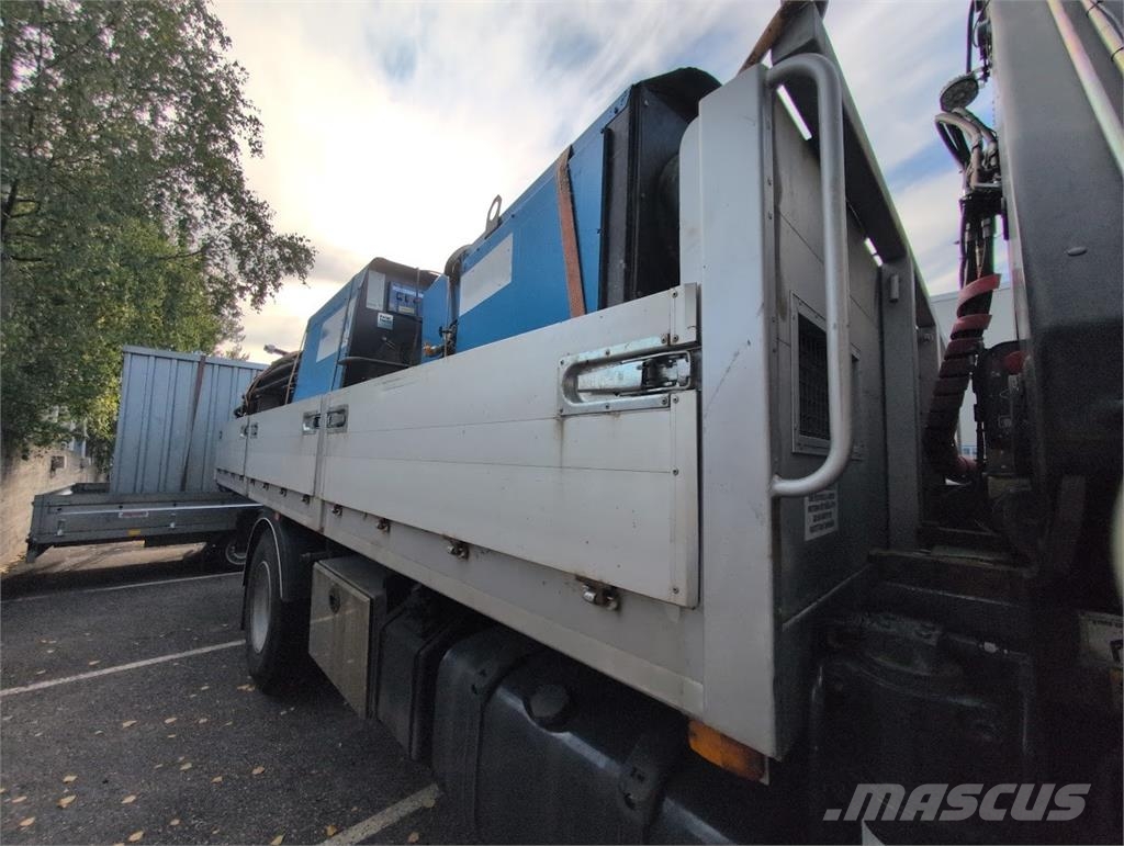 Scania P94 Camiones grúa