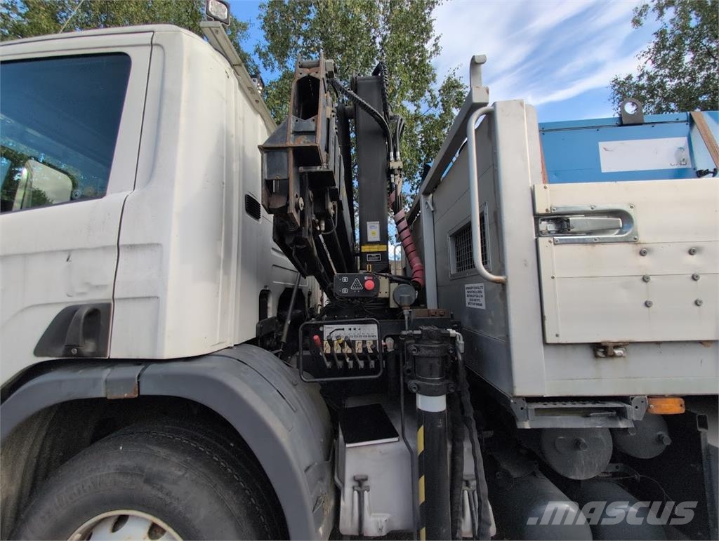 Scania P94 Camiones grúa