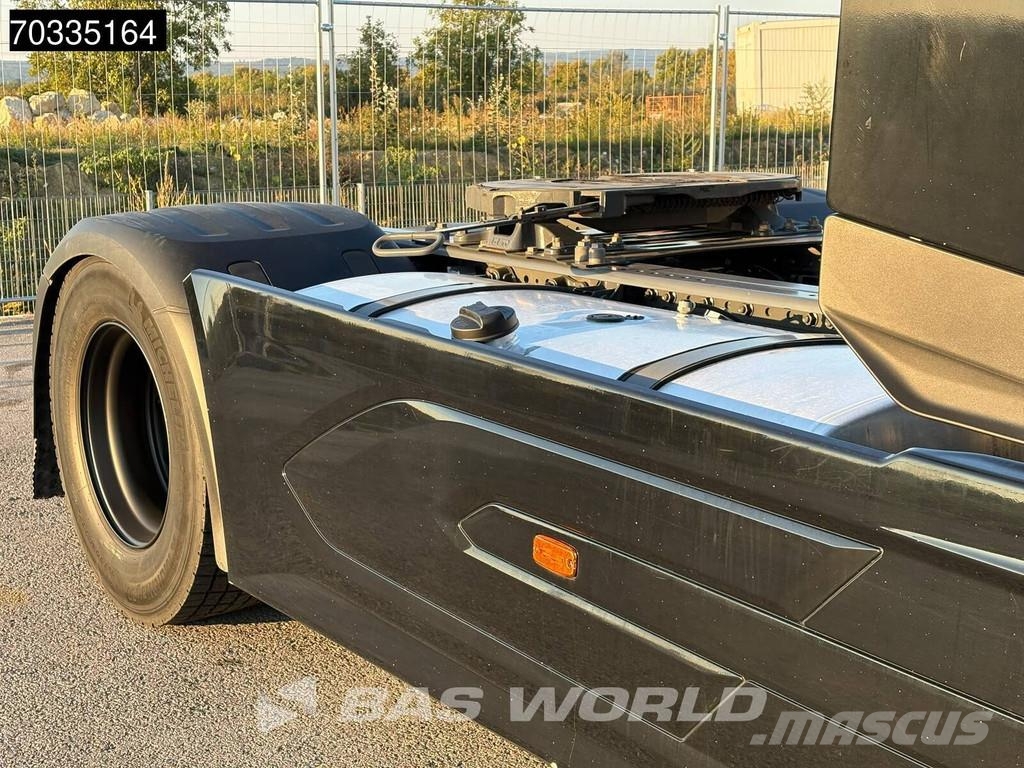 DAF XG 480 4X2 Retarder 2x Tanks Standklima ACC وحدات الجر