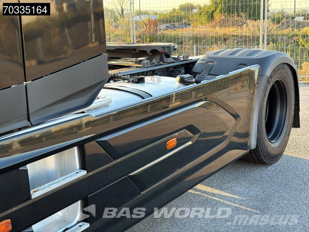 DAF XG 480 4X2 Retarder 2x Tanks Standklima ACC وحدات الجر