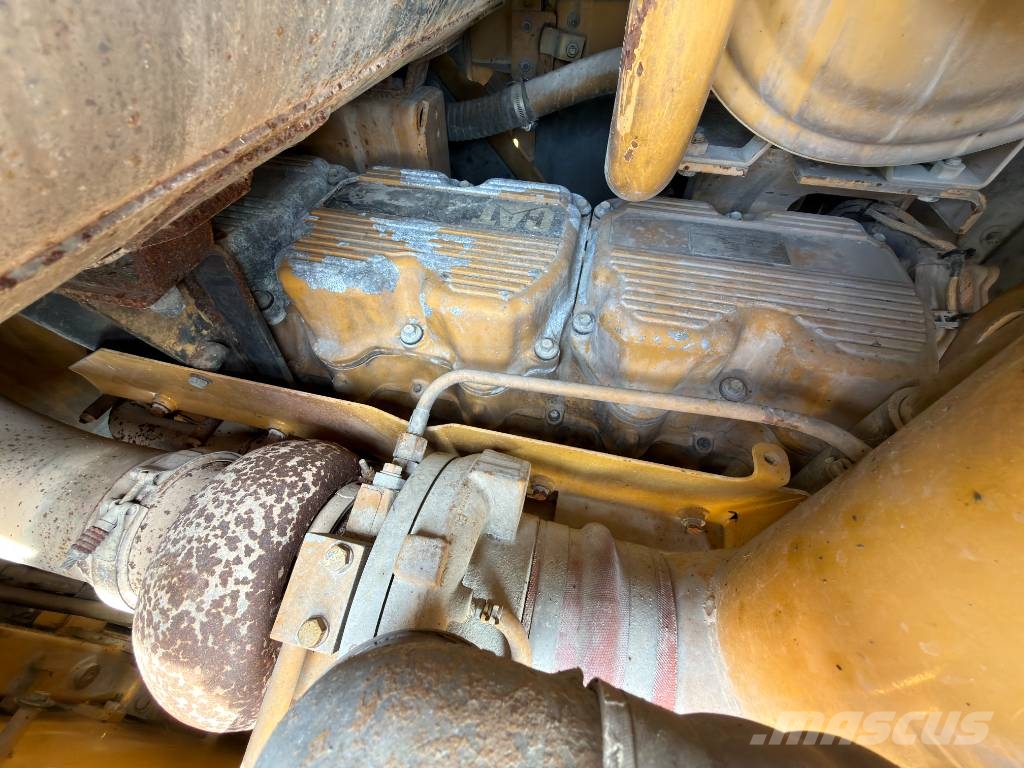 CAT 988H Pyöräkuormaajat