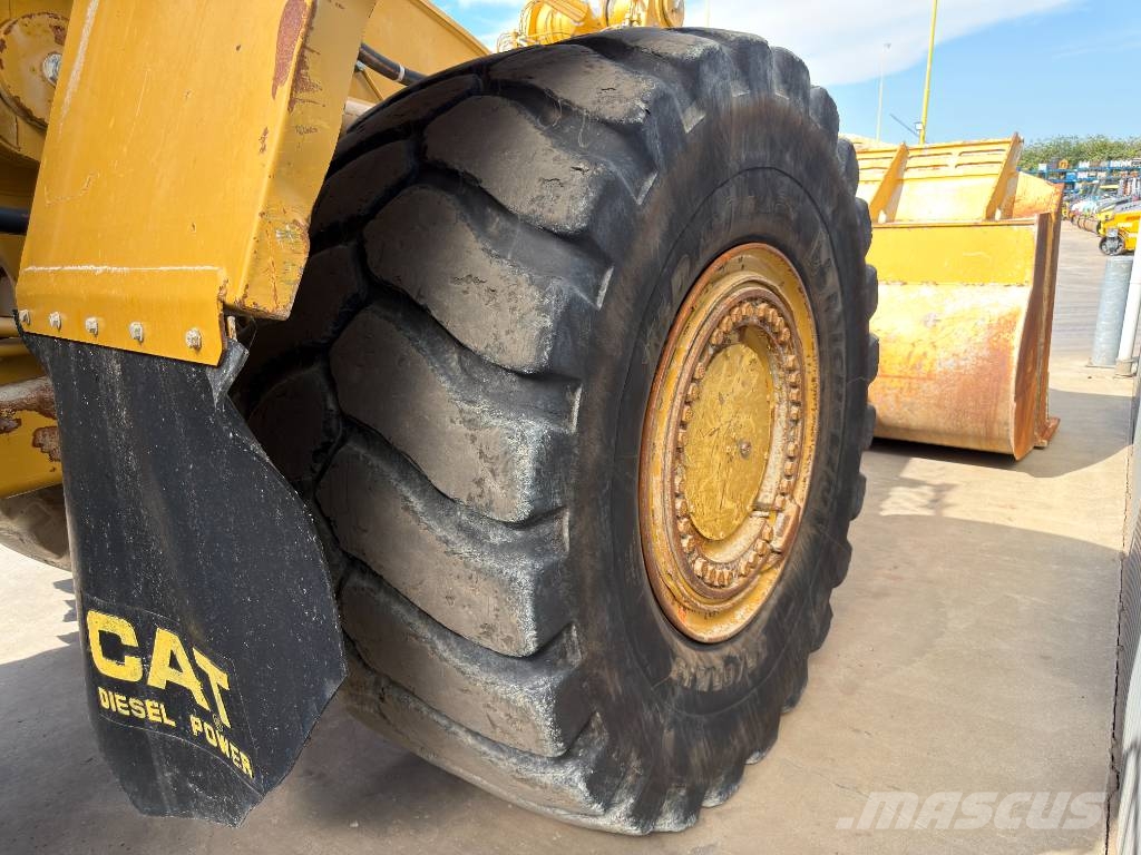 CAT 988H Pyöräkuormaajat