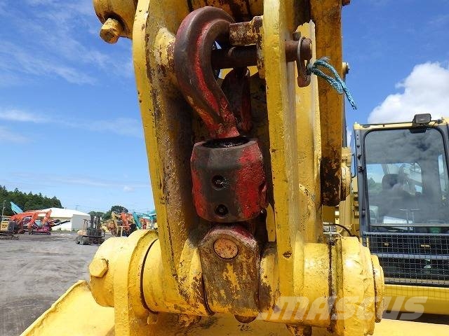 PC PC138US‑8 Excavadoras sobre orugas