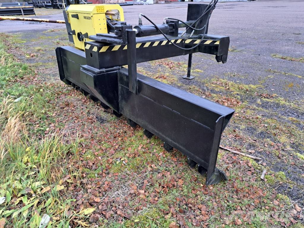 Takalana 3m hydraulinen 道路用レーキ
