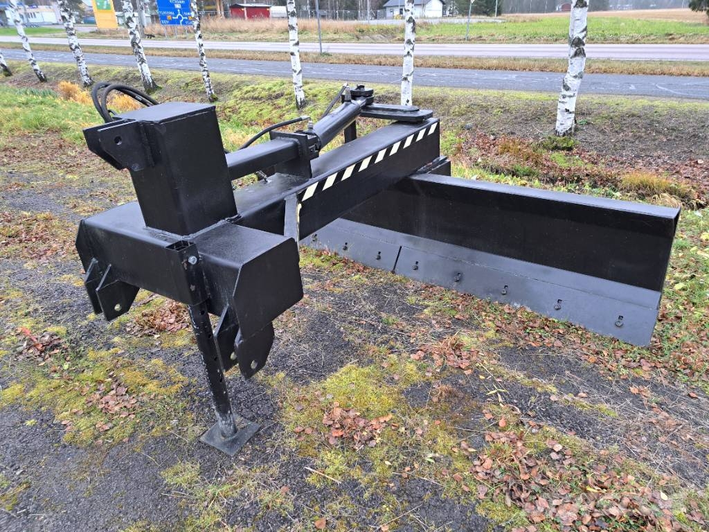 Takalana 3m hydraulinen 道路用レーキ