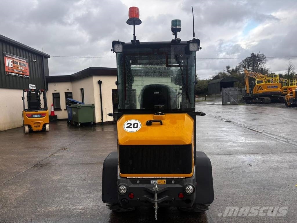XCMG XC908 小型裝載機