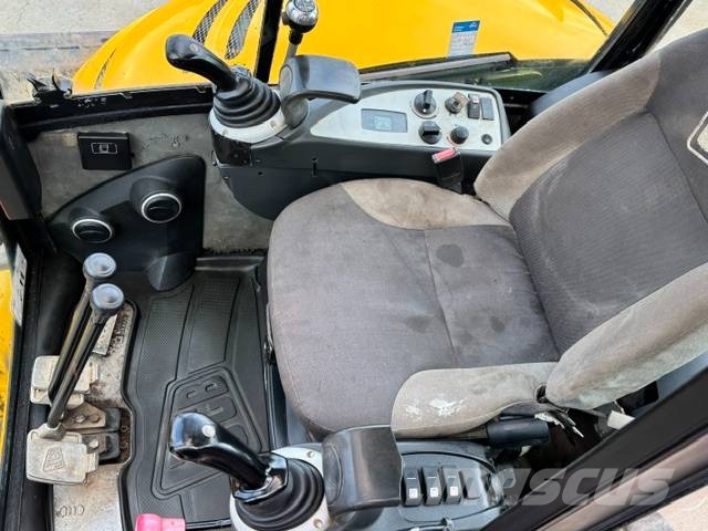 JCB 8065 حفارات صغيرة أقل من 7 طن (حفارات صغيرة)