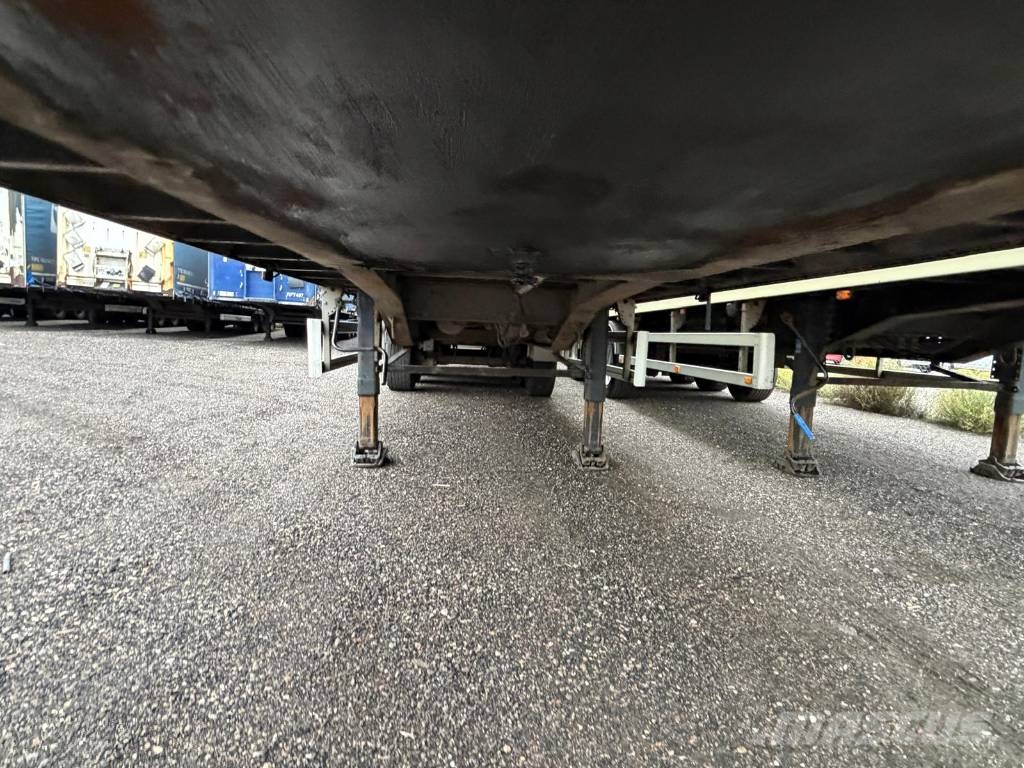 Kaupe KAUPE 3 UPPE 136 Seria nr 0376 半挂厢式车