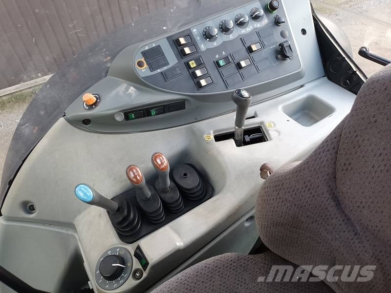 Valtra N 111 E HiTech الجرارات