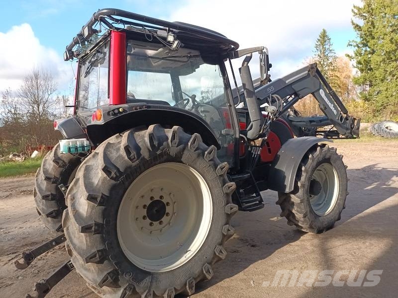 Valtra N 111 E HiTech الجرارات