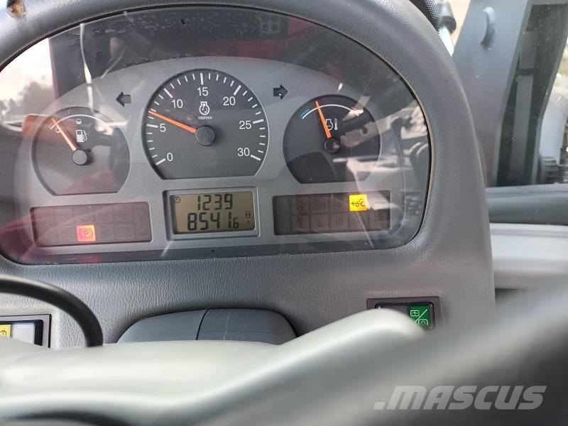 Valtra N 111 E HiTech الجرارات