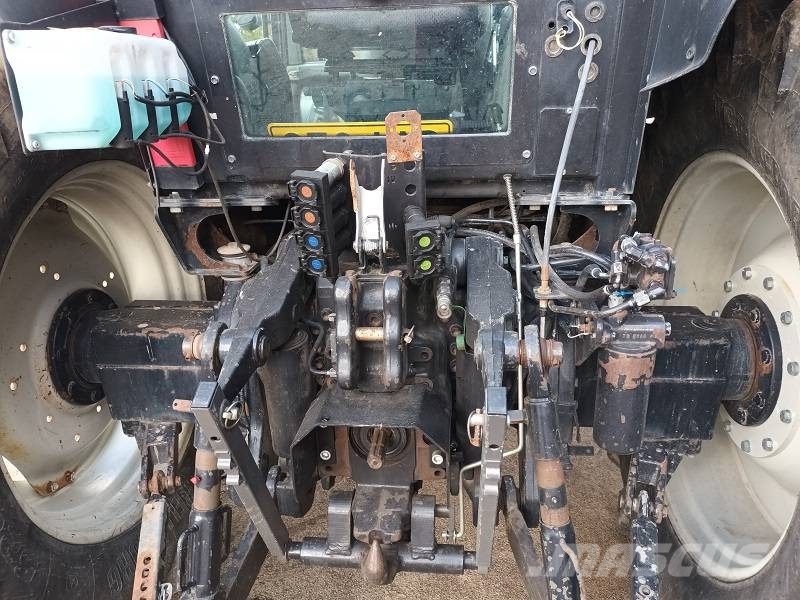 Valtra N 111 E HiTech الجرارات