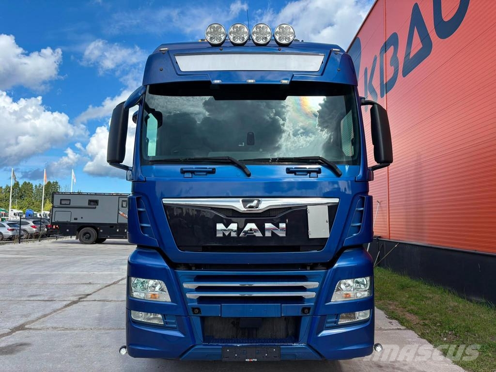 MAN TGX 26.580 6x4 HMF 1920 K6 YEAR 2021 / BOX L=6507 شاحنات الرافعات
