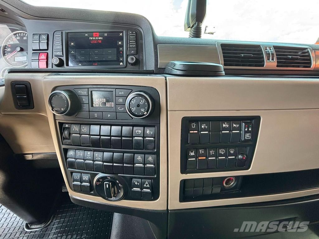 MAN TGX 26.580 6x4 HMF 1920 K6 YEAR 2021 / BOX L=6507 شاحنات الرافعات