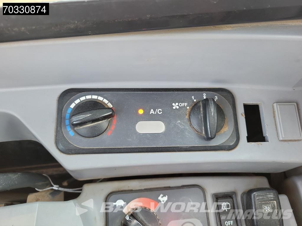Kubota KX080-4 A/C حفارات صغيرة أقل من 7 طن (حفارات صغيرة)