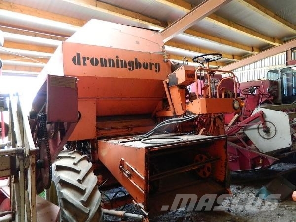 Dronningborg 1200 Moissonneuse batteuse