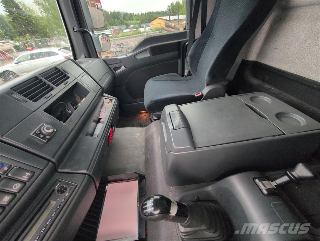 MAN GM 18.290 4X2 BL Van Body Trucks