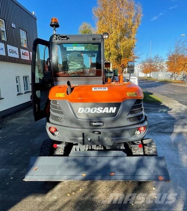 Doosan Dx57W-7 Escavadoras de rodas