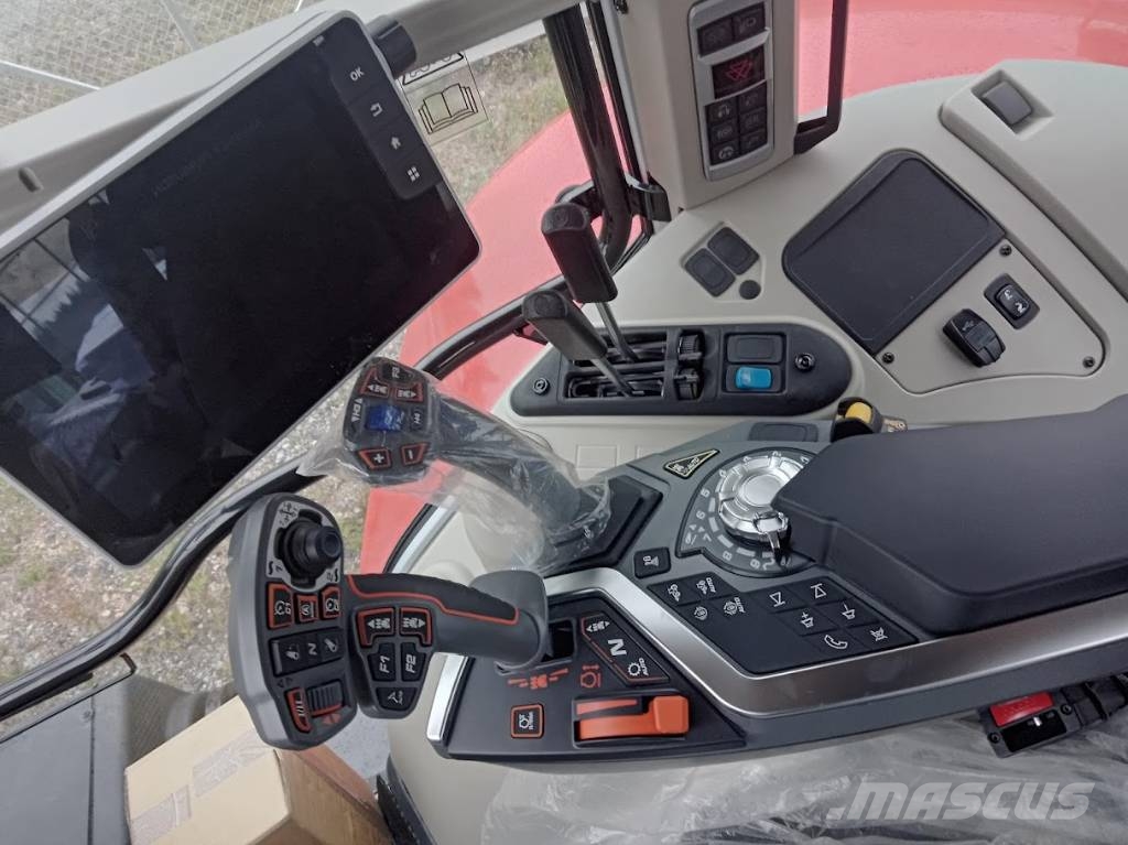 Massey Ferguson 7S.180 Dyna-6 Efficient Traktoren
