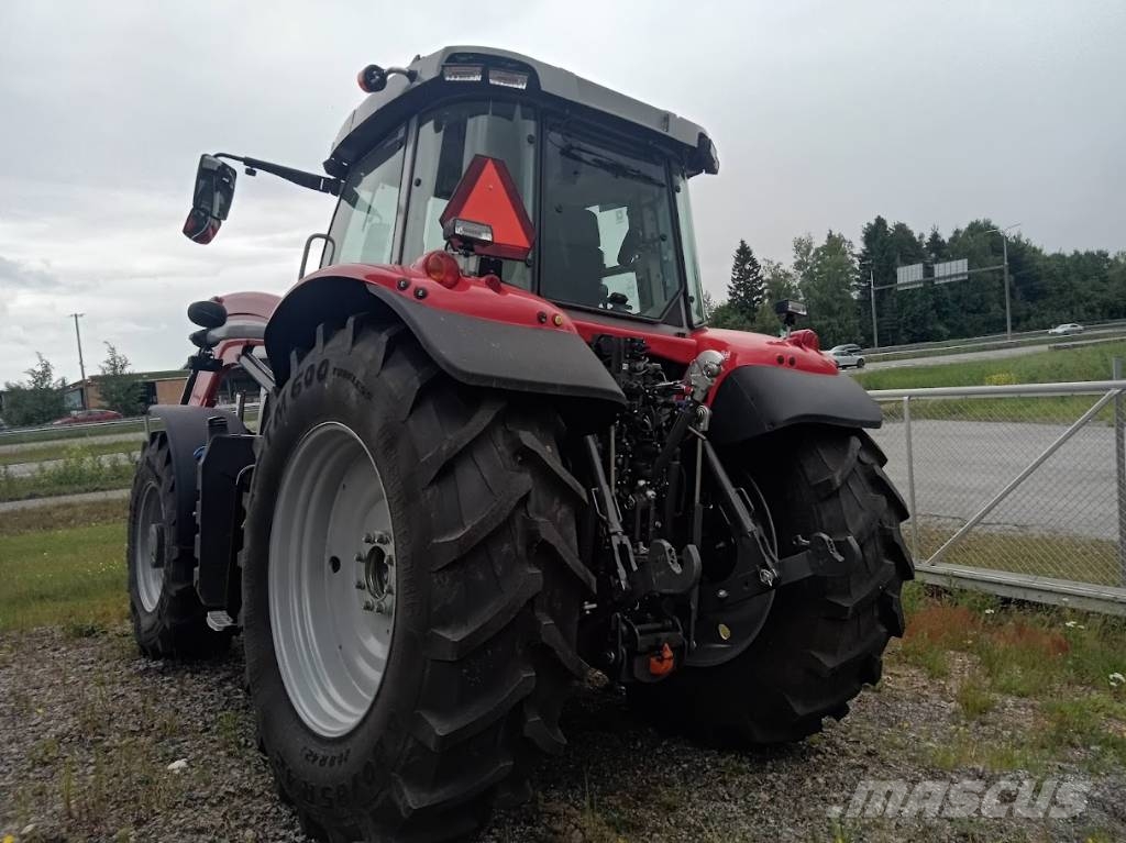 Massey Ferguson 7S.180 Dyna-6 Efficient Traktoren