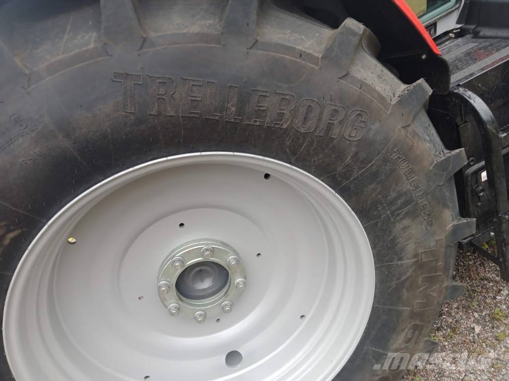 Massey Ferguson 7S.180 Dyna-6 Efficient Traktoren
