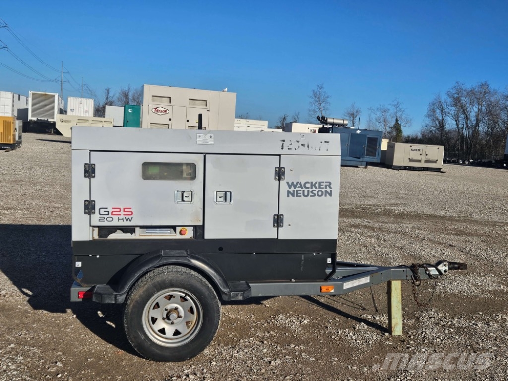 Wacker Neuson G25 مولدات ديزل