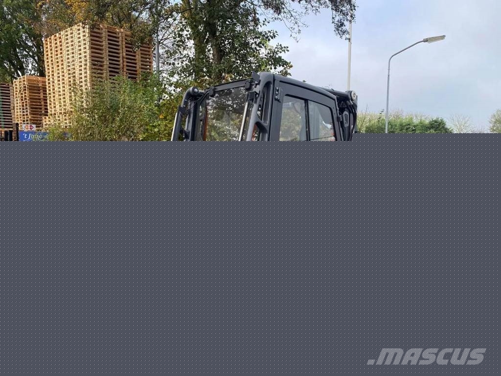Linde E35L-01 شاحنات ذات رافعات شوكية تعمل بالكهرباء